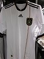 Maillot de l'équipe d'Allemagne de football fabriqué par Adidas.