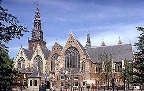 La Oude Kerk, fondita en 1306.