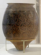 Jarre pour conserver les grains. Chanhu-daro, civilisation harappéenne, 2700-2000 av. J.-C. Musée national (New Delhi).