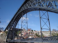 Мостът „Дом Луиш I“