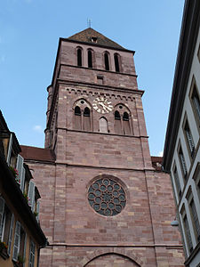 Le clocher de Saint-Thomas.