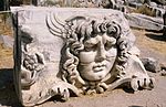 Méduse de Didymes, ornant le grand temple d'Apollon.