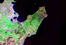 Photographie satellite d'une péninsule tunisienne.