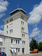 La tour de contrôle de l'aéroport en 2005.