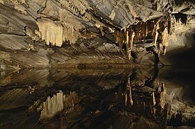 Image illustrative de l’article Domaine des Grottes de Han