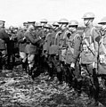 Пършинг награждава войници в Трир, ок. 1919 г.