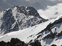 Massif du Toubkal dans le Haut Atlas, point culminant de l'Afrique du Nord à 4 167 mètres.