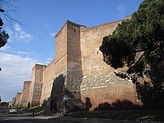 Tường thành Aurelianus