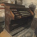 Grande console électrique de l'orgue Merklin de l'église Saint-Nizier, après son débranchement.