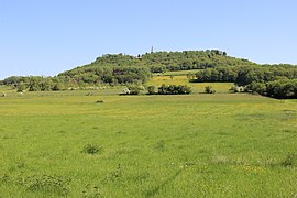 La colline de Sion, tout au sud.
