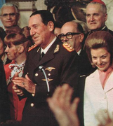 Juan et Isabel Perón lors de leur investiture comme président et vice-présidente, le 12 octobre 1973.