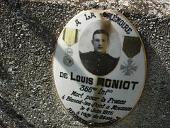 Tombe d'un soldat mort pour la France.