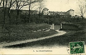 À l'emplacement du mémorial en 1913.