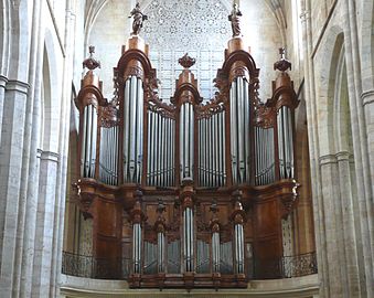 Basilique Sainte-Marie-Madeleine de Saint-Maximin-la-Sainte-Baume, grand orgue.