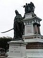 Statua del comandante Legrand