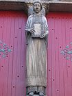 Cathédrale Saint-Étienne de Sens : statue de saint Étienne sur le trumeau du portail central de la façade occidentale (fin du XIIe siècle).
