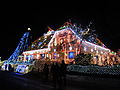 Weihnachtshaus mit 420.000 Lichtern in Calle