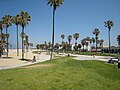 Promenade dans le quartier de Venice Beach (Los Angeles).