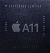image d'un microprocesseur A11 avec le logo Apple