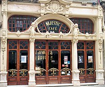Le fameux café Majestic, café le plus emblématique de la ville.
