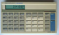 La TI-30 Galaxy, une version oblongue typique de la vogue du milieu des années 1980 (comparer à la HP-10C par exemple)
