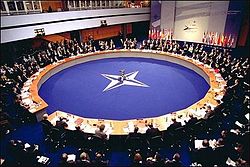 Среща на върха на НАТО през 2002 г.