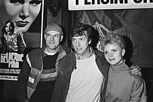Photo de Paul Verhoeven pour la première du Quatrième Homme le 23 mars 1983, avec les interprètes Jeroen Krabbé et Renéé Soutendijk