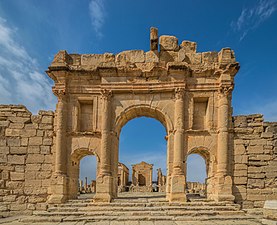 Arc d'Antonin le Pieux à Sbeïtla en Tunisie.