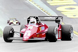 René Arnoux et la 126 C4 à Brands-Hatch en 1984.