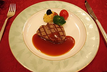 Grilled beef fillet, Madeira sauce