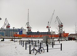 Jätkäsaari et les installations portuaires.
