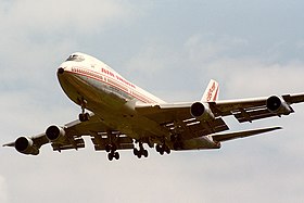 VT-EFO, le Boeing 747 impliqué, ici à l'aéroport de Londres Heathrow, 2 semaines avant l'attentat.