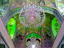 رنگ آمیزی سقف ایوان اصلی امامزاده علی ابن محمد باقر در روستای مشهد اردهال