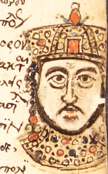Photographie du portrait d'un homme sur la page d'un manuscrit.