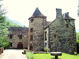 chateau de la borie a saint vincent de salers