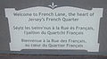Panneau signalant le quartier français de Saint-Hélier en trois langues (anglais, jersiais et français).