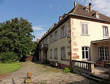 Ancien relais de poste (XVIIIe siècle), 2 rue de Strasbourg[50],[51].