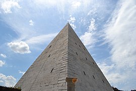 Kim tự tháp Gaius Cestius