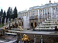 Le grand palais de Peterhof dont l'extension par Bartolomeo Rastrelli date des années 1740