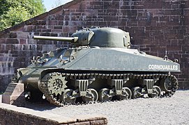 Char d'assaut américain M4 Sherman présenté dans la citadelle de Belfort et similaire à celui du lieutenant Martin en 1944.