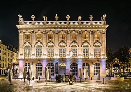 Musée des beaux-arts de nuit.