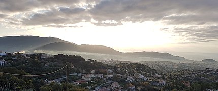 Nuage de pollution sur Nice généré par la centrale de déchets
