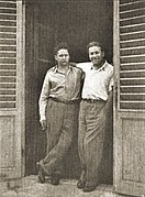 Rencontre de deux poètes en Italie : Dylan Thomas (à gauche) et Luigi Berti (1947).