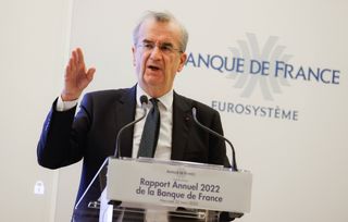 Le gouverneur de la Banque de France tacle le gouvernement sur ses dépenses