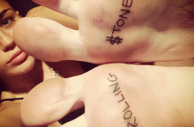 Miley Cyrus Gets 'Rolling $tone' Foot Tattoo Because 'Laser Tag Is Boring' [PHOTO]